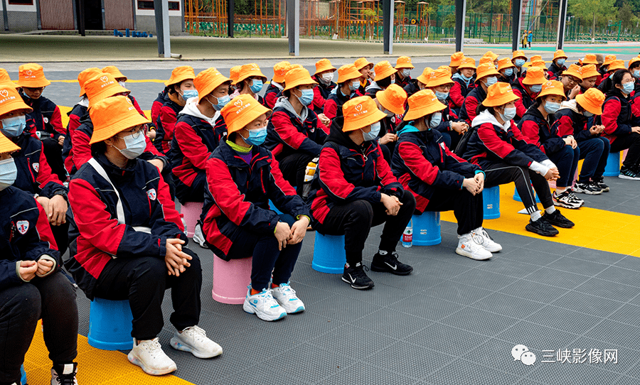 宜昌布谷鸟研学基地有限公司投资7000万元新建,总占地面积300亩,建筑