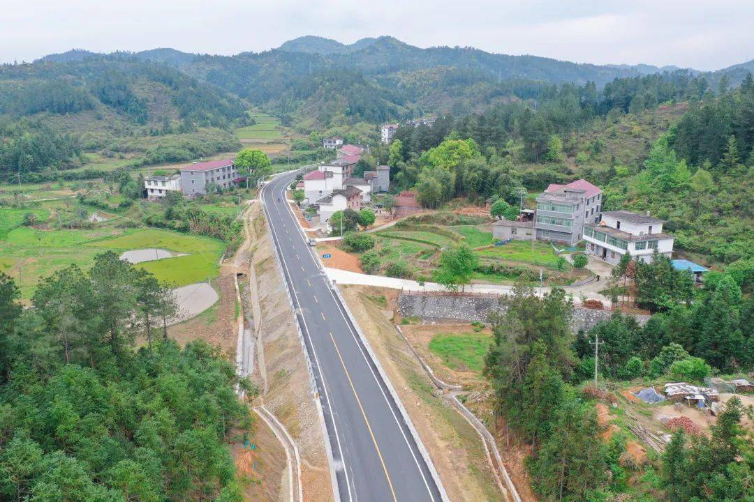 4月8日,南昌公司承建的s219省道吉安市永丰县上固至焦坑段公路改建