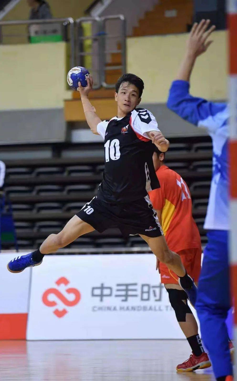 我省男子手球队获得2021年全国男子手球锦标赛亚军