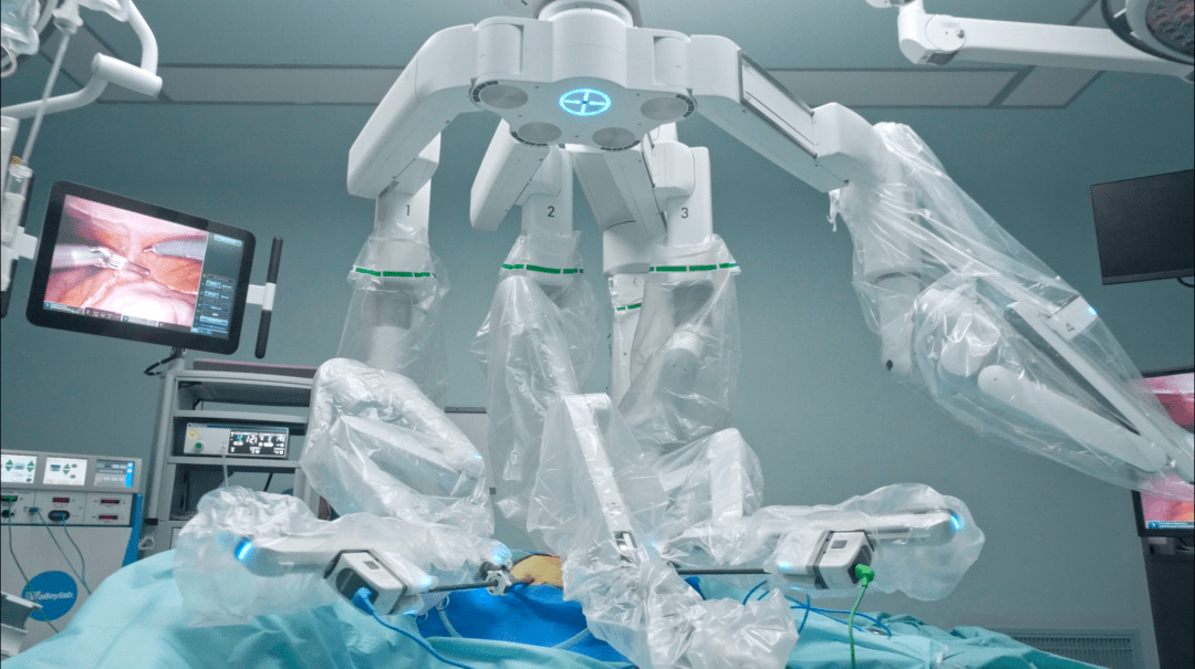 便民惠民齐齐哈尔市第一医院达芬奇机器人手术进行时