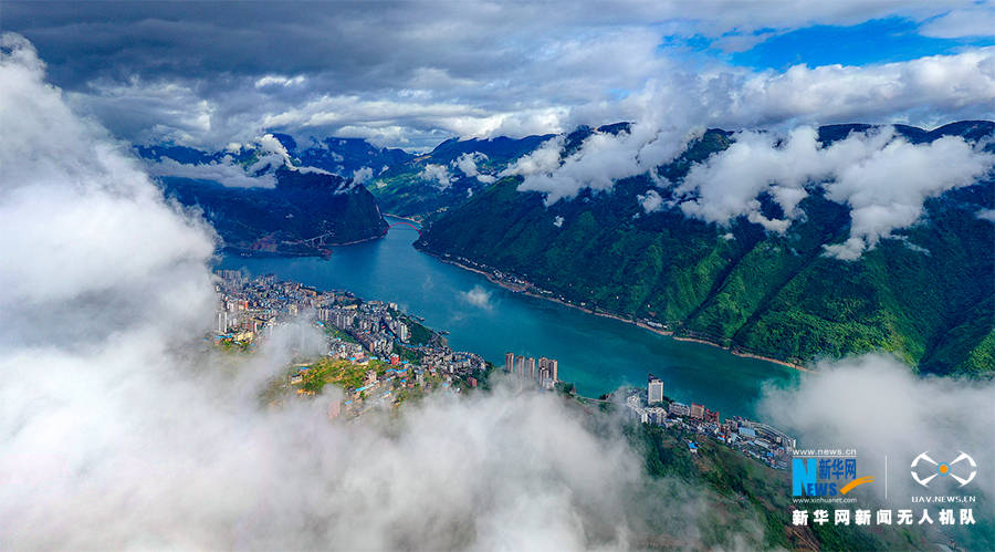 航拍长江三峡，又见巫山云雨