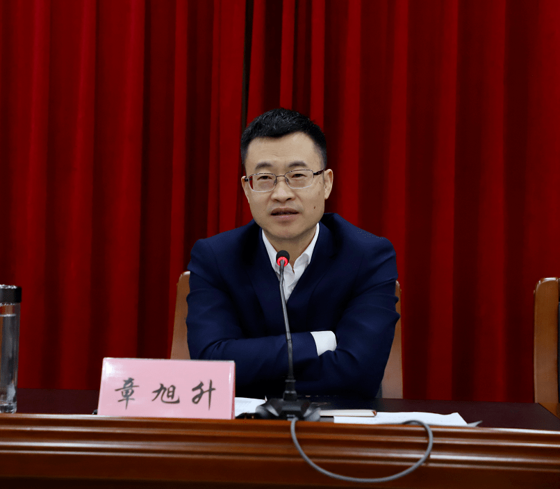 章旭升在指导东城街道"立信义 弃陋习 扬正气"专题教育整治活动时强调