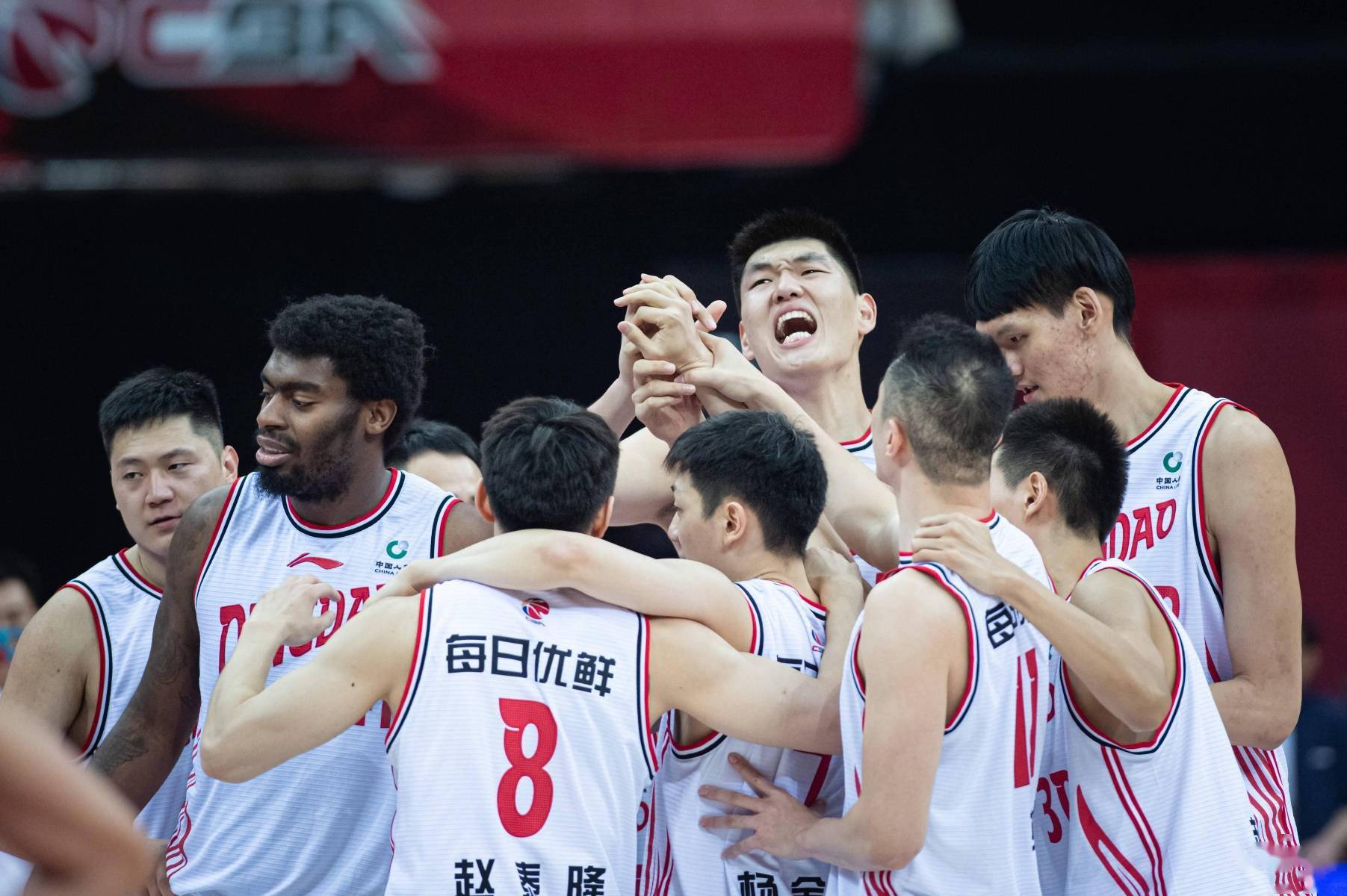 在浙江诸暨举行的2020-2021赛季中国男子篮球职业联赛(cba)季后赛首轮