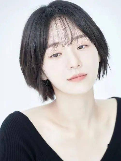 高颅顶,成了审美新标杆?_发型