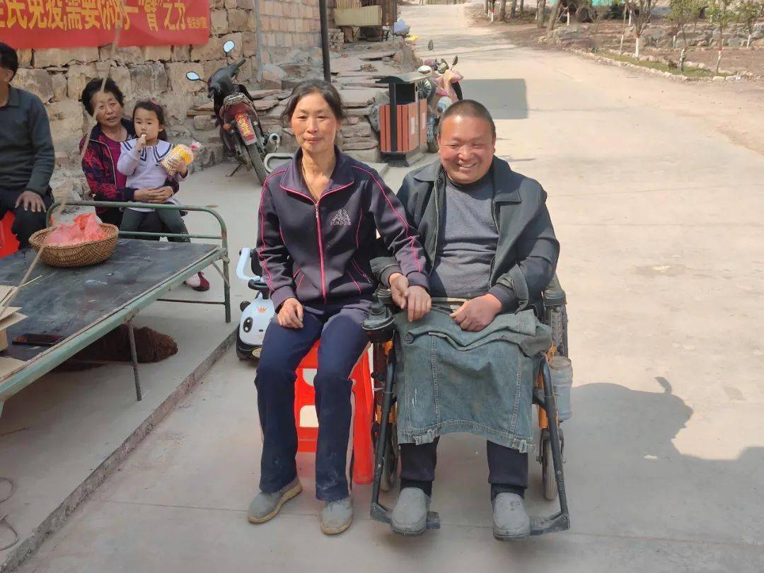 沙河:网红天机硇隧道口曝光你这个女人.