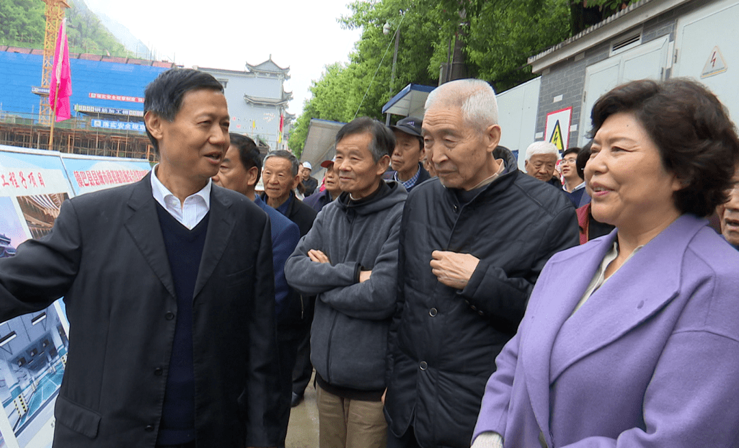 (熊顺勤 王弈)为进一步激发老领导,老干部对全市经济建设建言献策