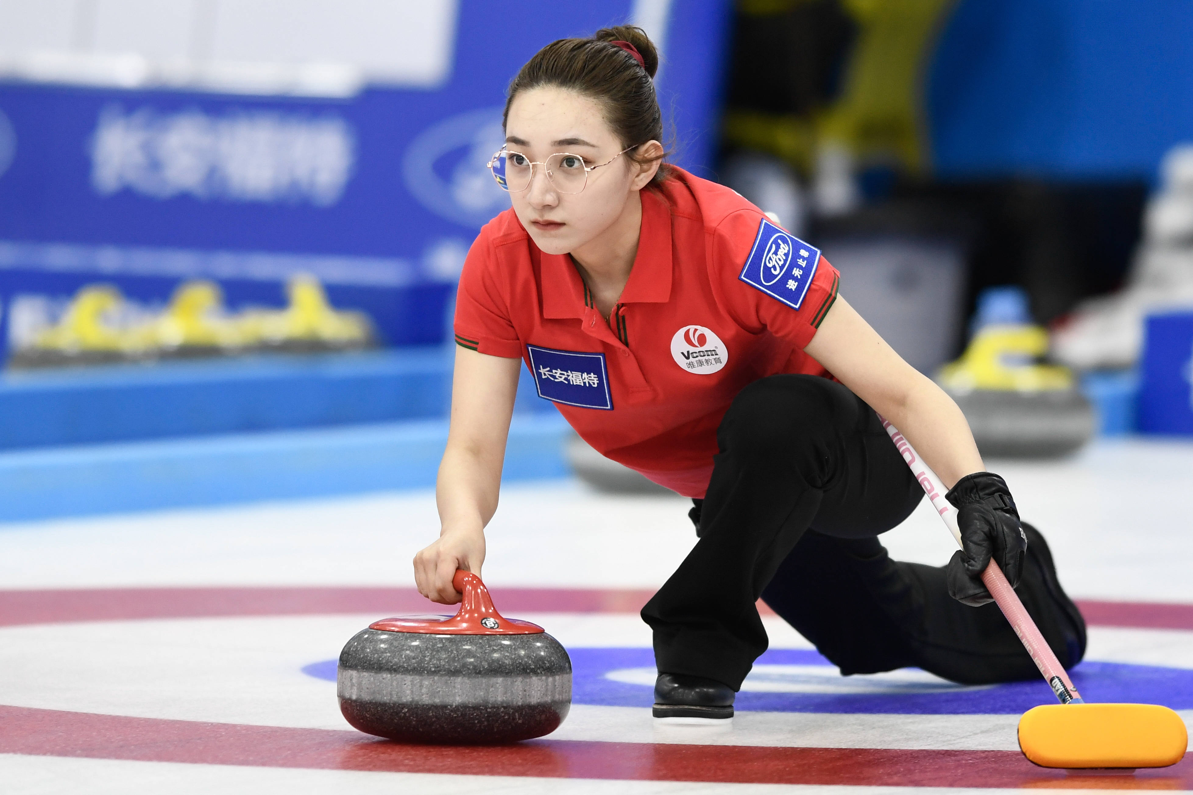 冰壶——中国公开赛:哈尔滨体育学院队战胜吉林队_比赛