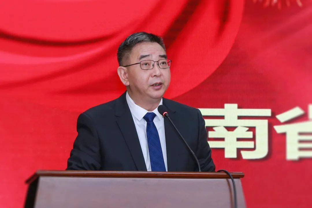 谭李红任湖南省人民医院院长