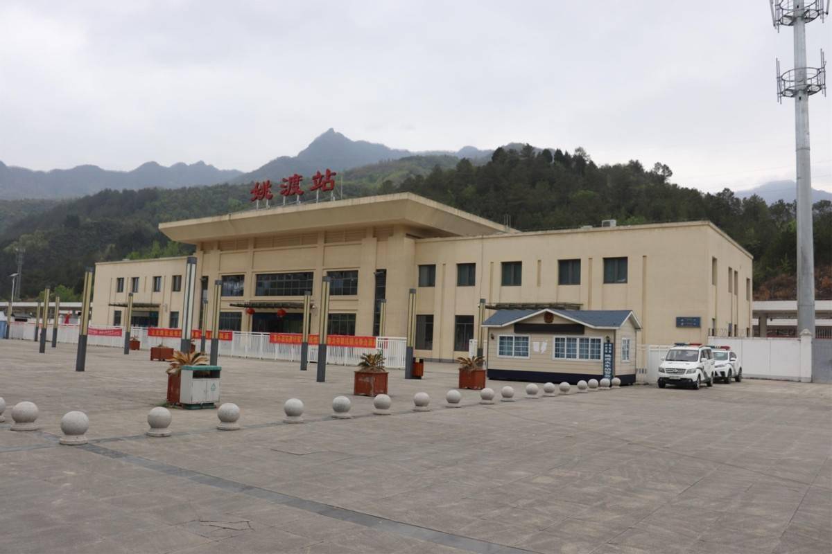 交广会客厅|「坐着高铁去旅行」乐游陇南之春 打卡兰渝铁路