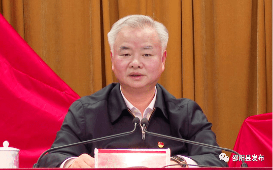 县领导刘长明,李红平,周玉祥,王满元,文立斌,曾林,刘晨旭等参加会议.