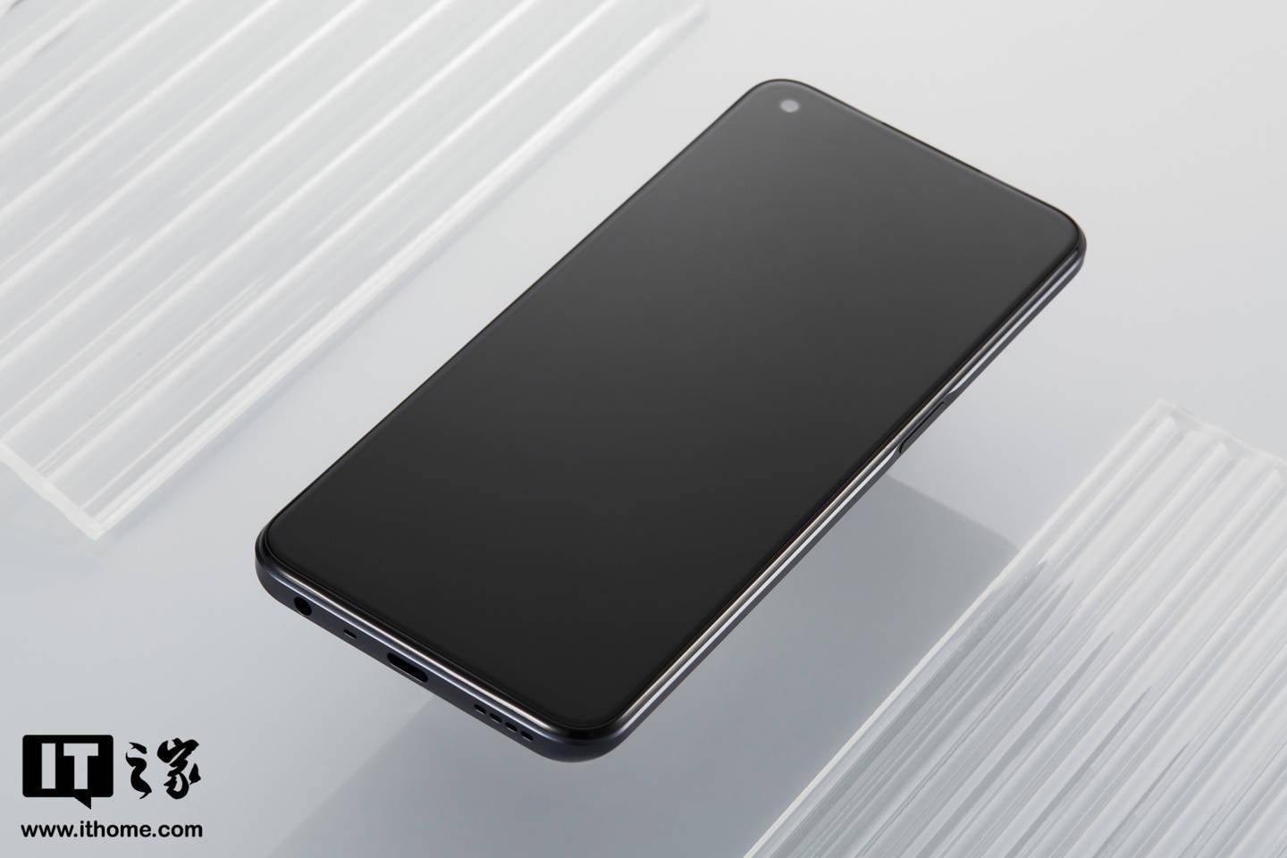 it之家开箱realme真我v13图赏大电池千元5g机