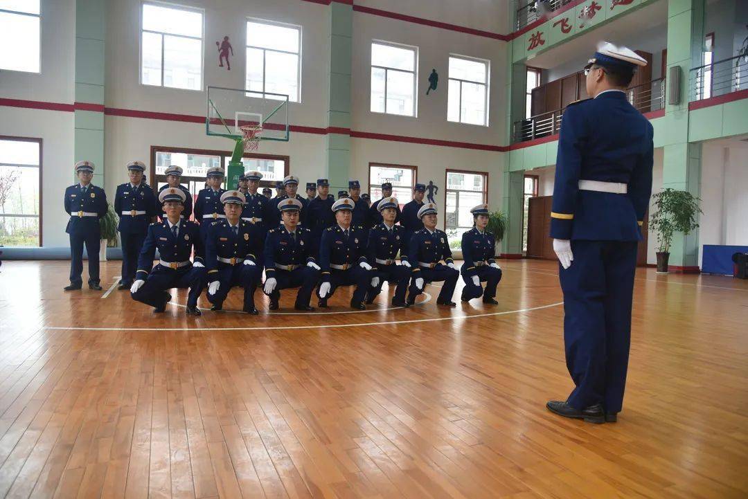 平涼支隊開展喜迎建黨百年展示時代風采隊列會操比武競賽活動