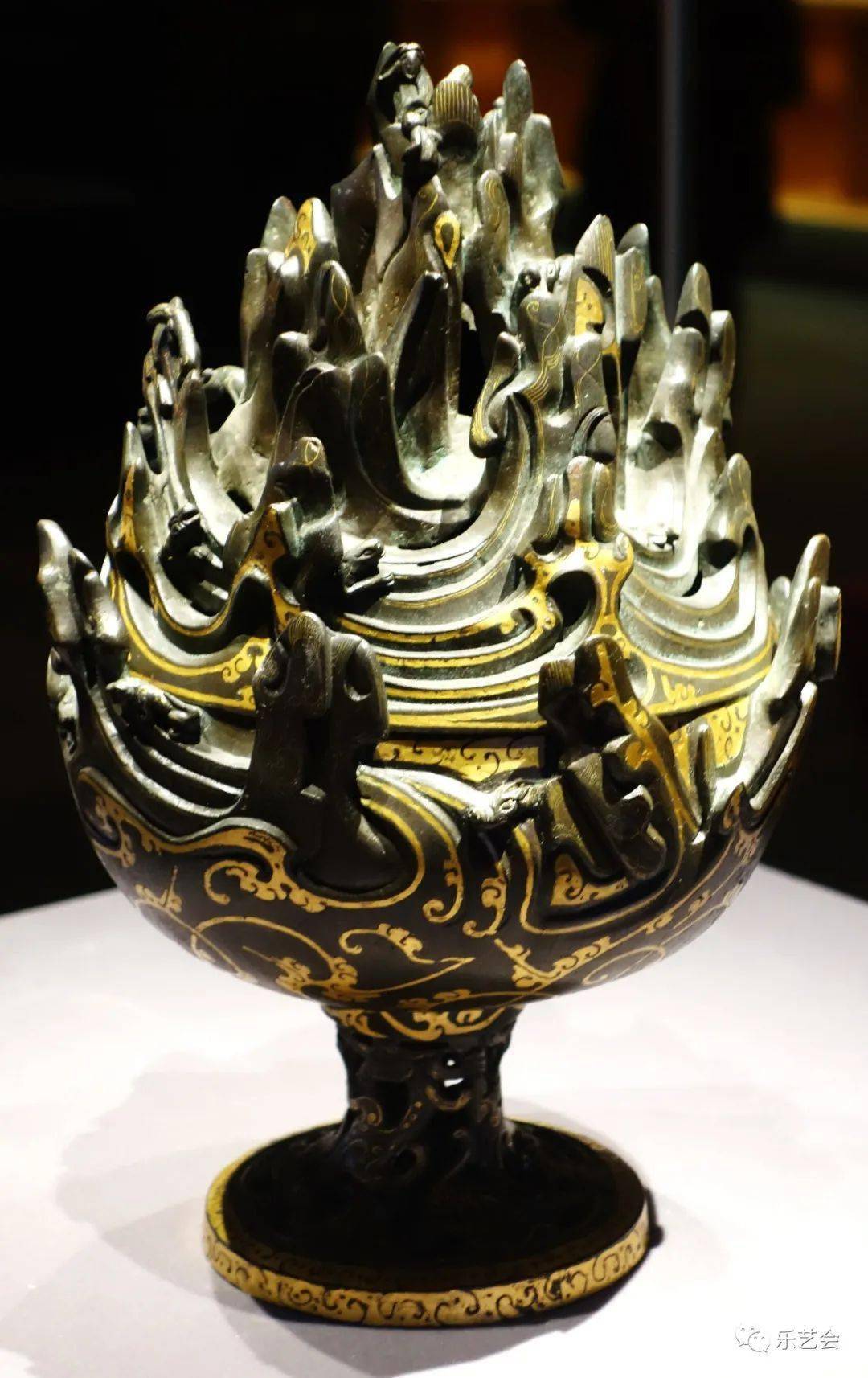 オススメ 中国 古銅青銅 神獣文 博山香炉 D R3593A 金属工芸