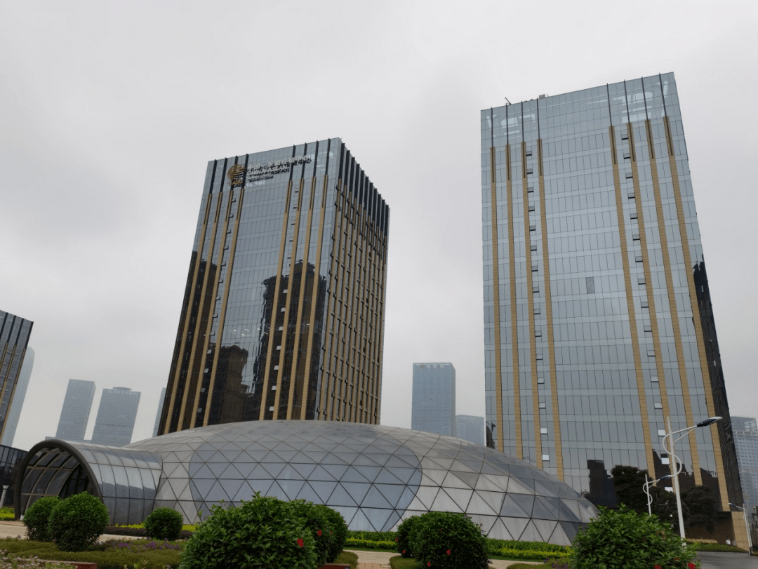 记得把【广西台新闻910】设为星