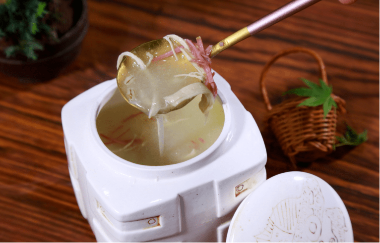 彭祖雉羹2016年g20峰会在杭州举行,期间使用的蔬菜都是由瓶窑镇的企业