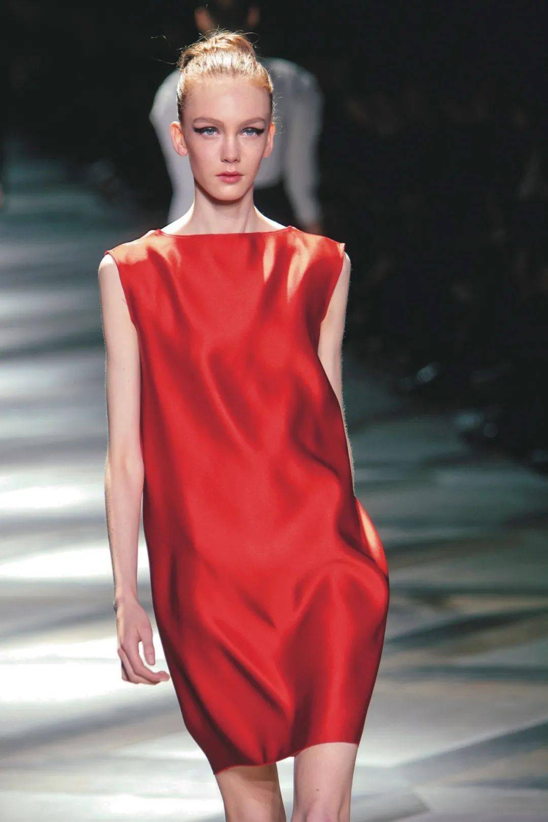 设计大师alberelbaz因新冠逝世年仅59岁