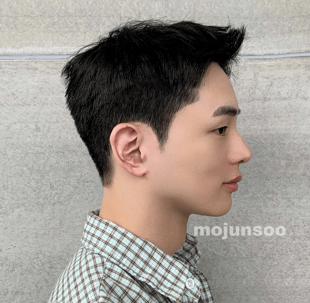 男生碎短发