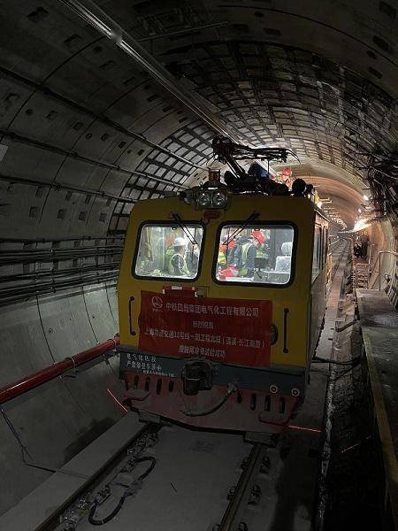 地铁18号线一期北段开始冷滑试验 预计年底开通试运营