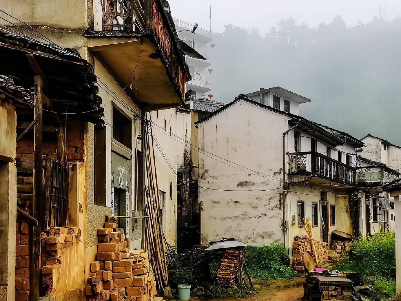 安徽石潭下汰村,观景居住绝佳之地,带你走进下汰村去看看_土灶