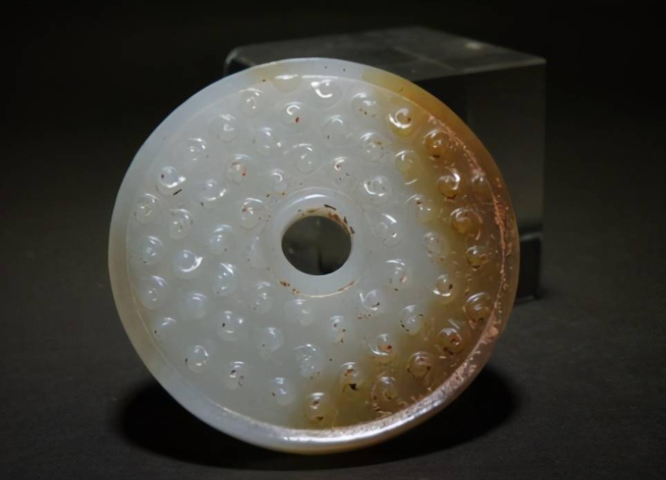 汉代的葬玉文化揭示了玉的内在魔力与当时人们的奇特心理