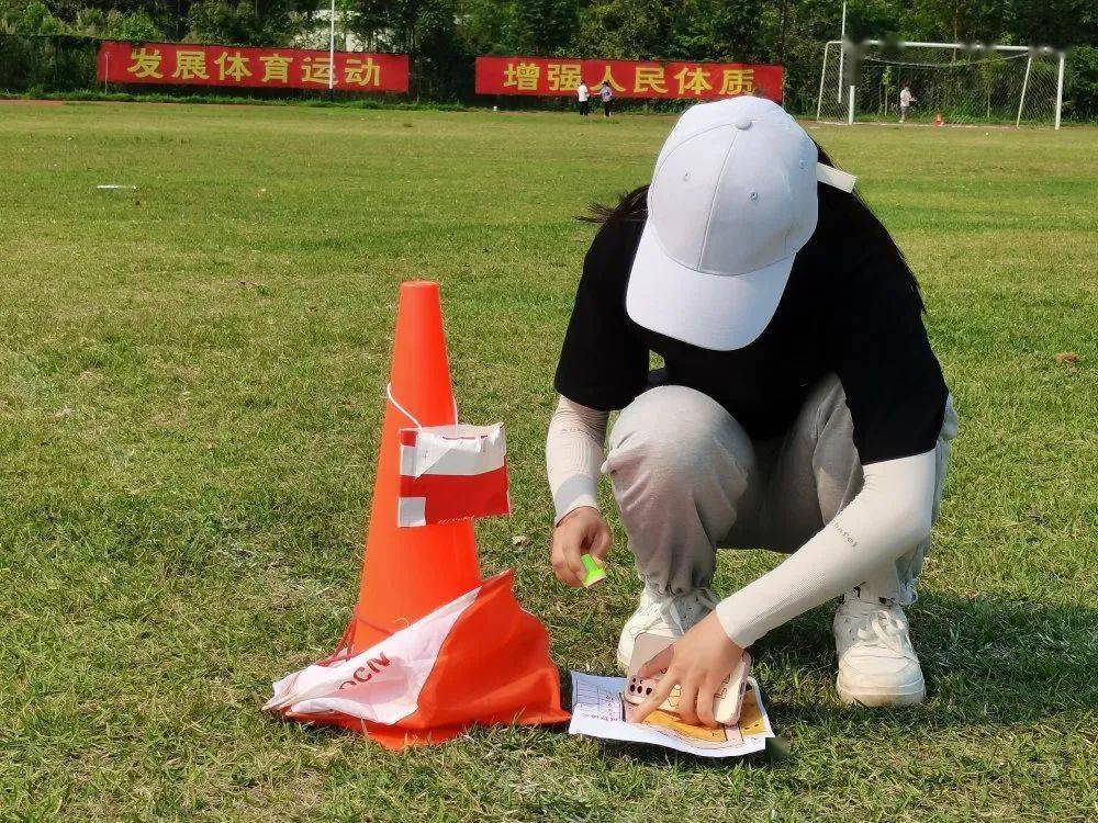 回顾百米定向趣味活动