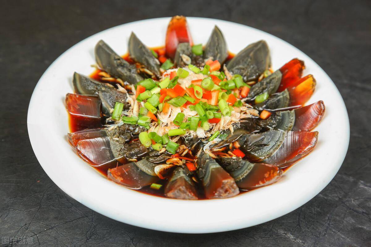 做凉拌皮蛋有技巧要想好吃入味还不腥这3种调料不可缺少