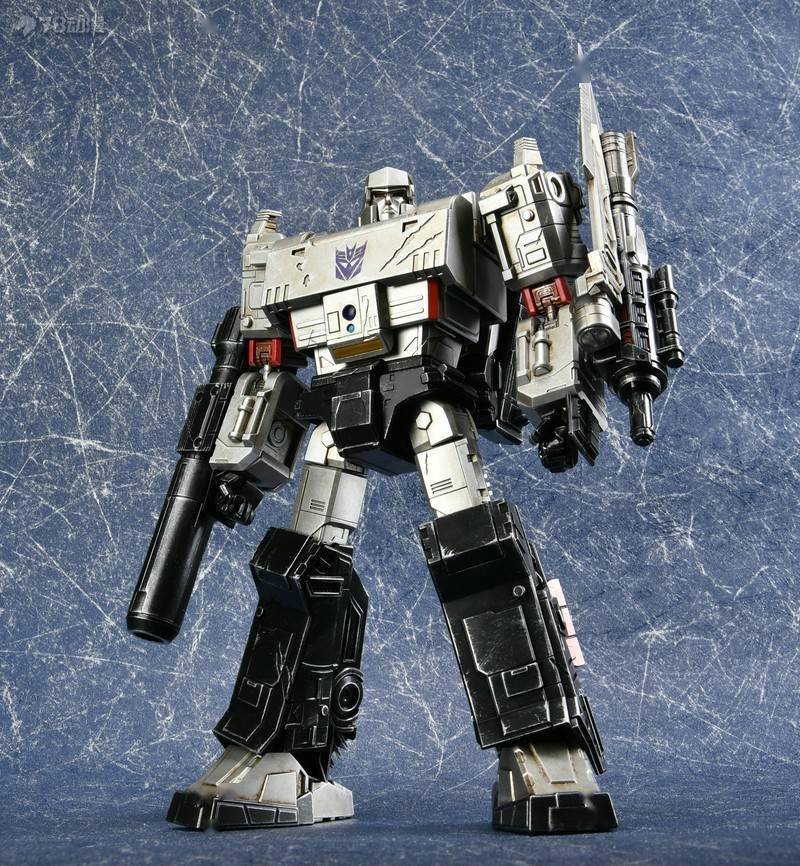 78官测threezerodlx围城威震天