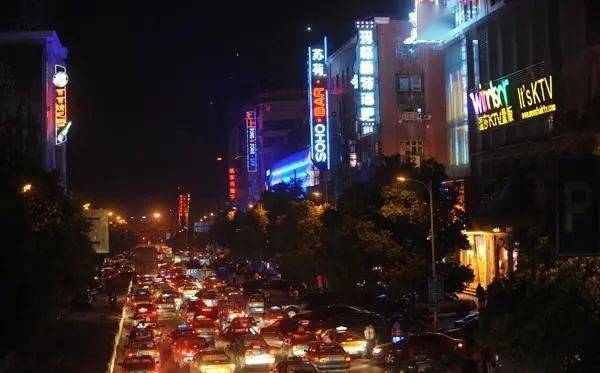 有什么网红在长沙 31c8266f10d341bdb1f593f320c9e576.jpeg