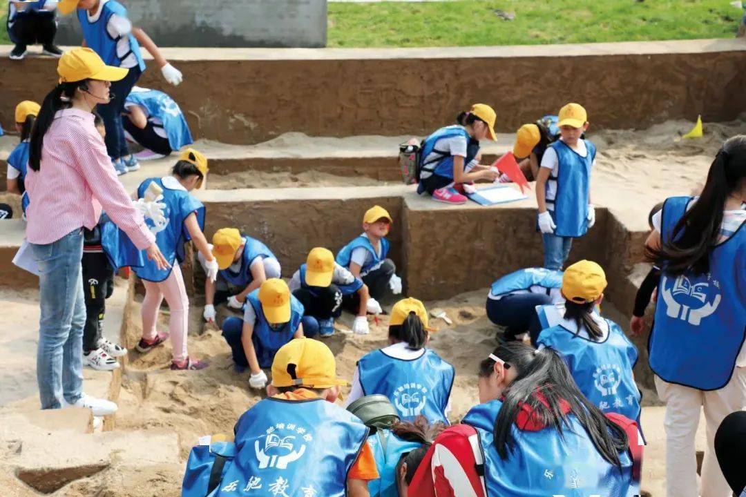 研古鉴今中山国模拟考古体验