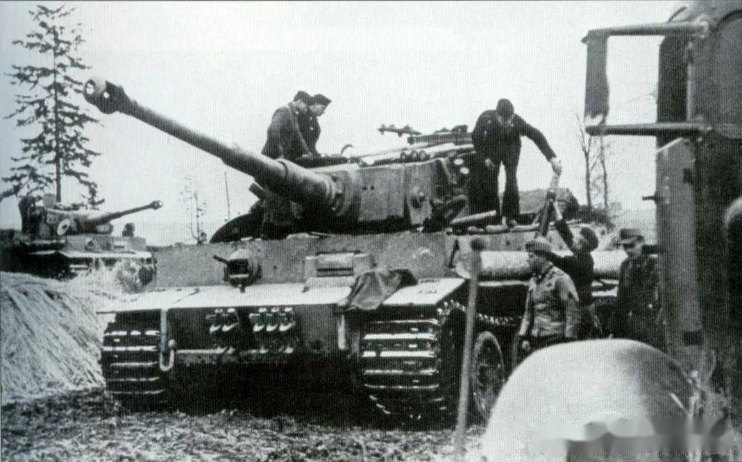 东线德军装甲兵纪实第十六辑