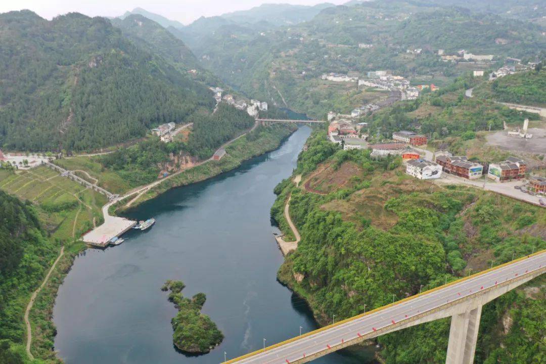 大乌江镇牢记嘱托担使命砥砺奋进再出发