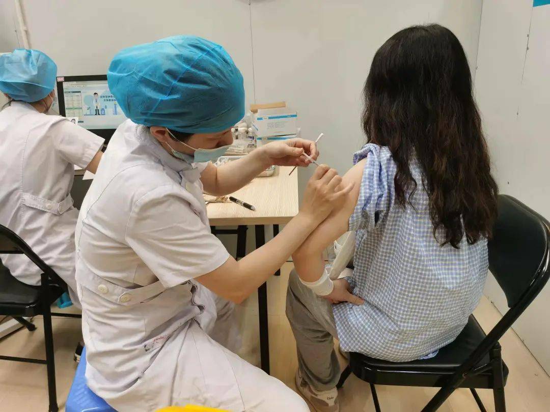 第二针开打广东医科大学第二针次新冠疫苗接种今天开启