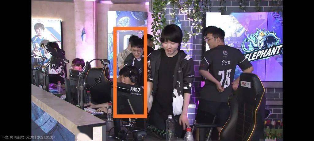 vp刀叨叨女解说喷a队惹火烧身状态不佳小象再尝一败