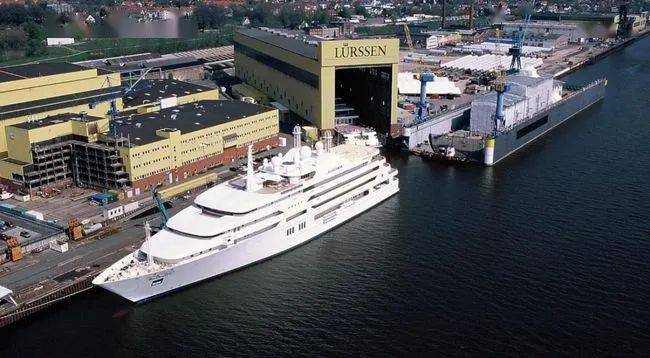 该船厂的管理合伙人peter lürssen最近在lürssen live上的一集关于