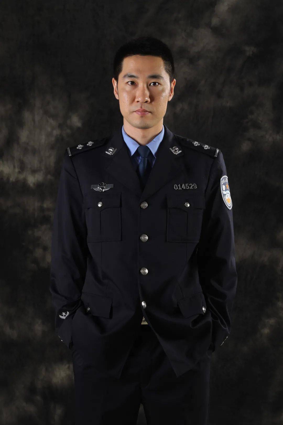 警察故事这是一条专属于妈妈的朋友圈