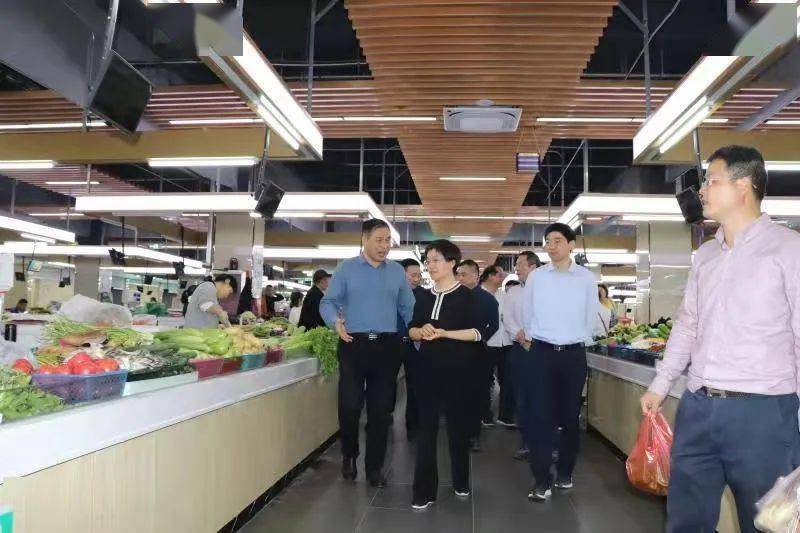 市城管局党组书记,局长,市委宣传部副部长,市文明办主任李品,金安区