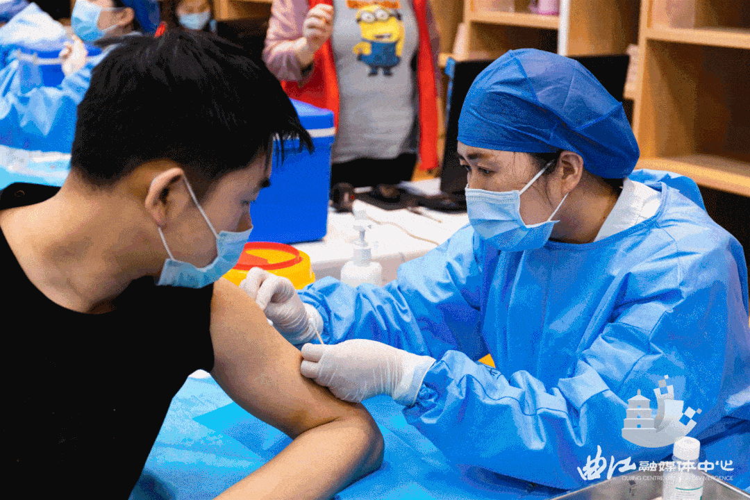 打个疫苗,竟被"暖"到了!