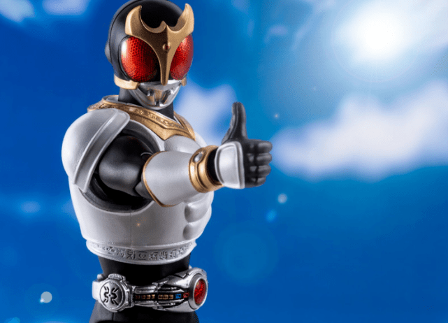 假面骑士空我初生形态真骨雕官博介绍头盔触角略萌的纯白空我