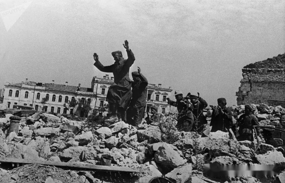 图集著名摄影师镜头中的伟大的卫国战争下