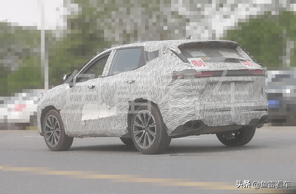 速度打脸奇瑞捷途x50实车路试谍照再曝几乎与专利图一样