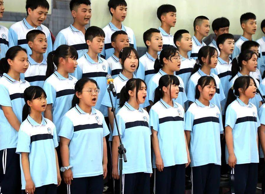 龙江中学七年级(6)班学生曾浩说道,通过今天的比赛,让我更加了解了