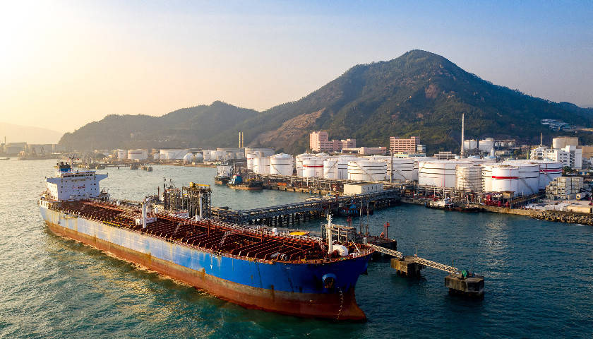 2020年5月和8月,公司引入陈庆洪,杭州明诚致慧一