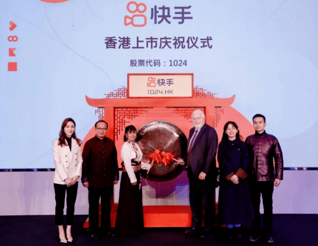 女中专生单月带货超1亿：有时能力真的让学历羞愧