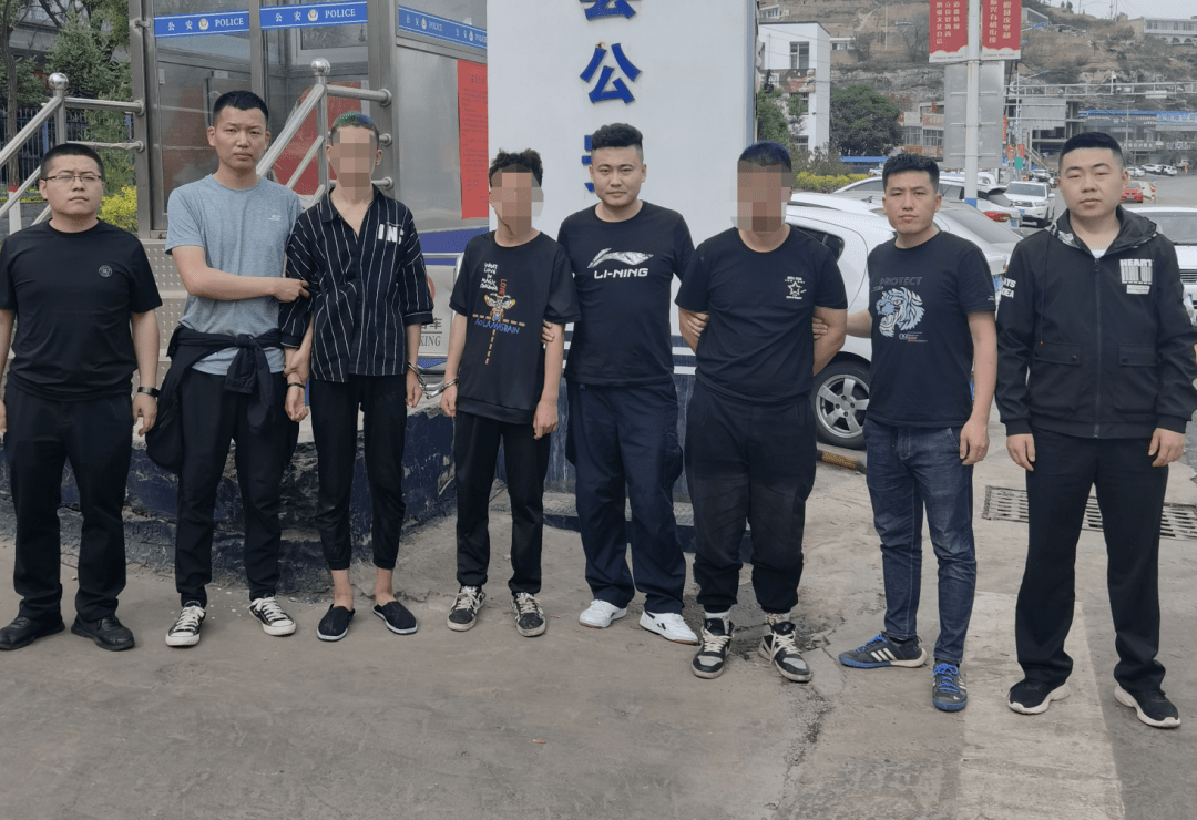 离石龙凤南大街一手机店被盗,3男子作案7小时后落网!_吕梁市