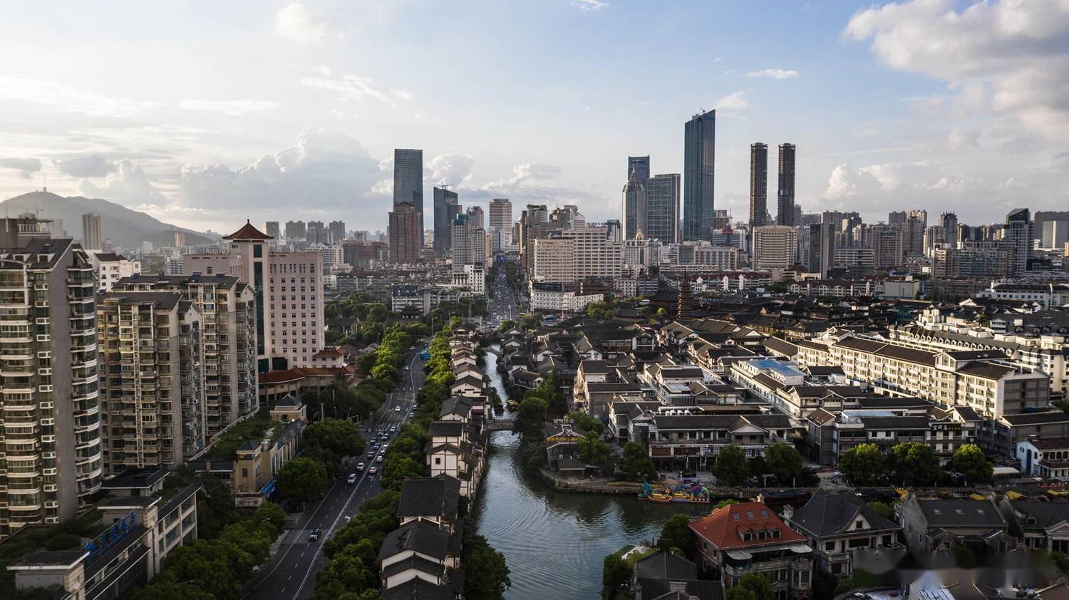 我总感觉江南许多城市,之所以有灵性,还是源于她原汁原味的原生态环境