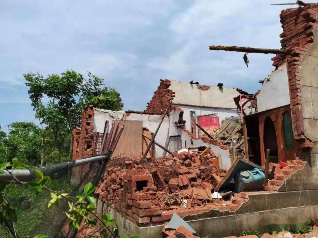 龙卷风突袭苏州武汉致12人遇难专家难以对龙卷风检测预警