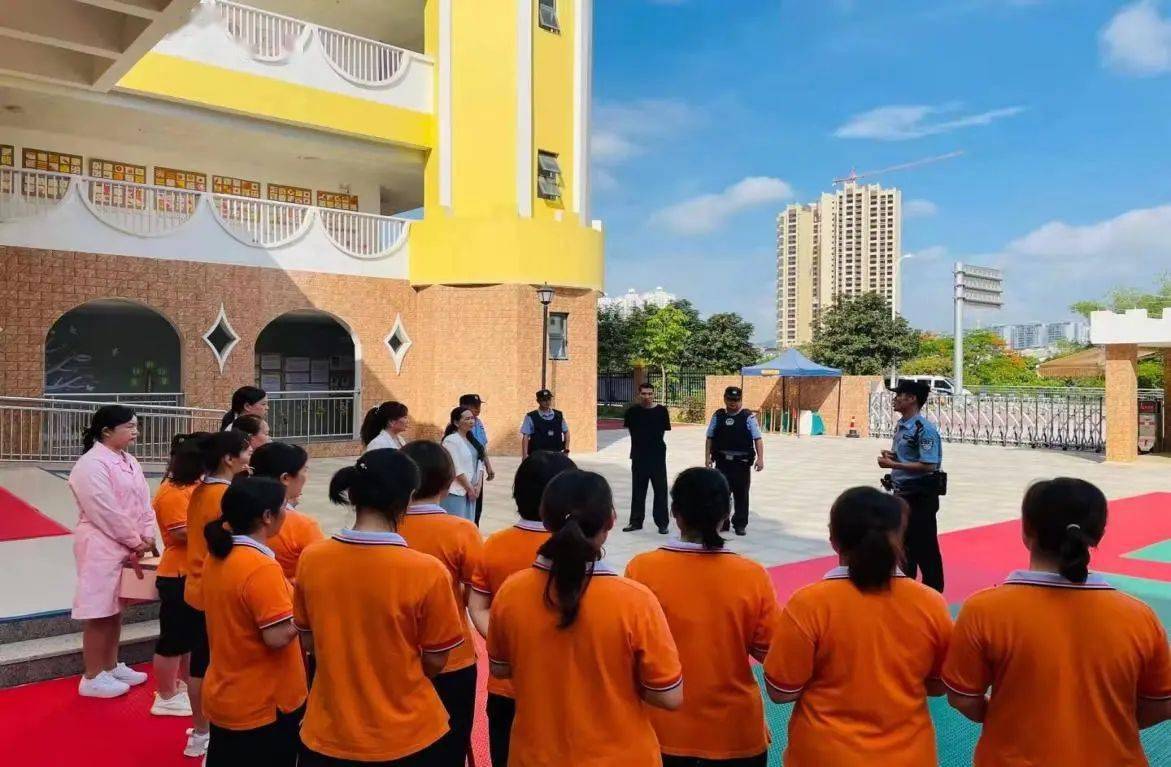 百色市實驗幼兒園開展防恐防暴應急演練活動