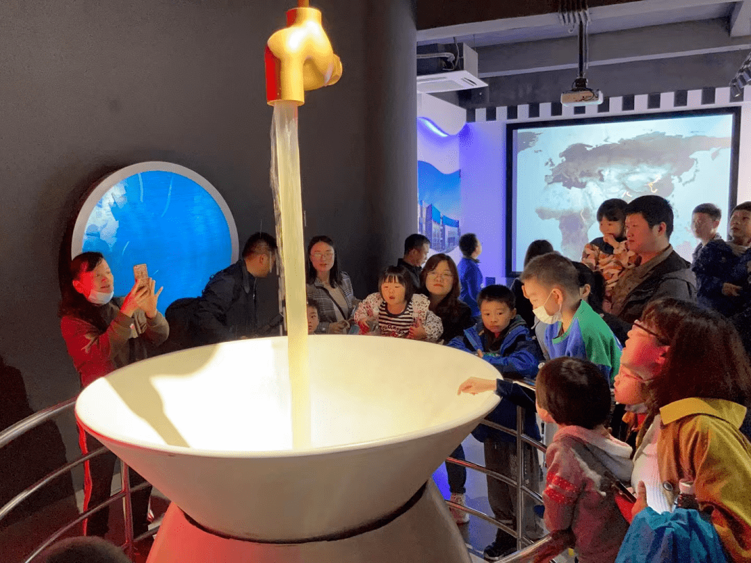 人均日生活用水量标准_标准体重身高对照表(2)