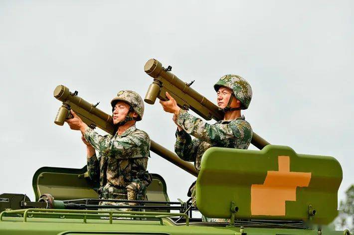 利剑出鞘直击防空兵实弹射击现场