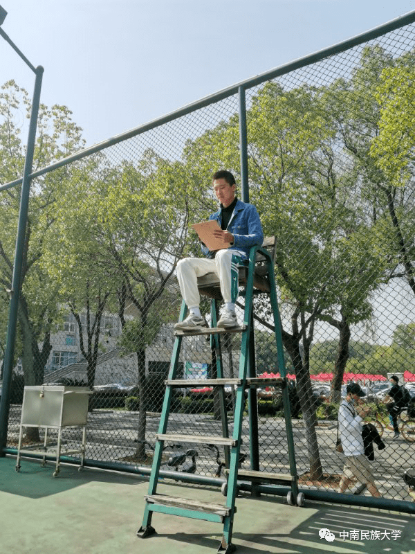 陈鹏博 2017级 社会体育指导与管理专业陈鹏博在大一